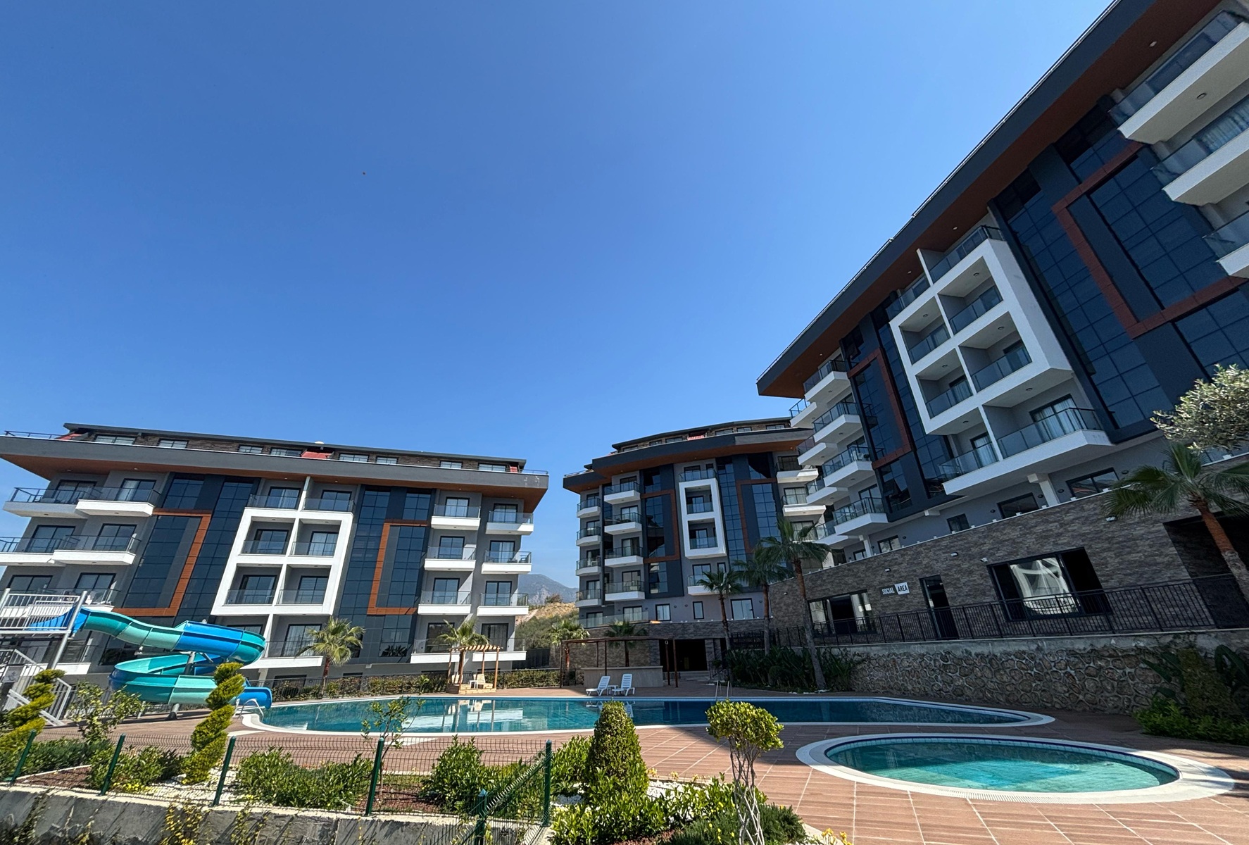 2+1, 100 м2, Sea Pearl Sky Residence 